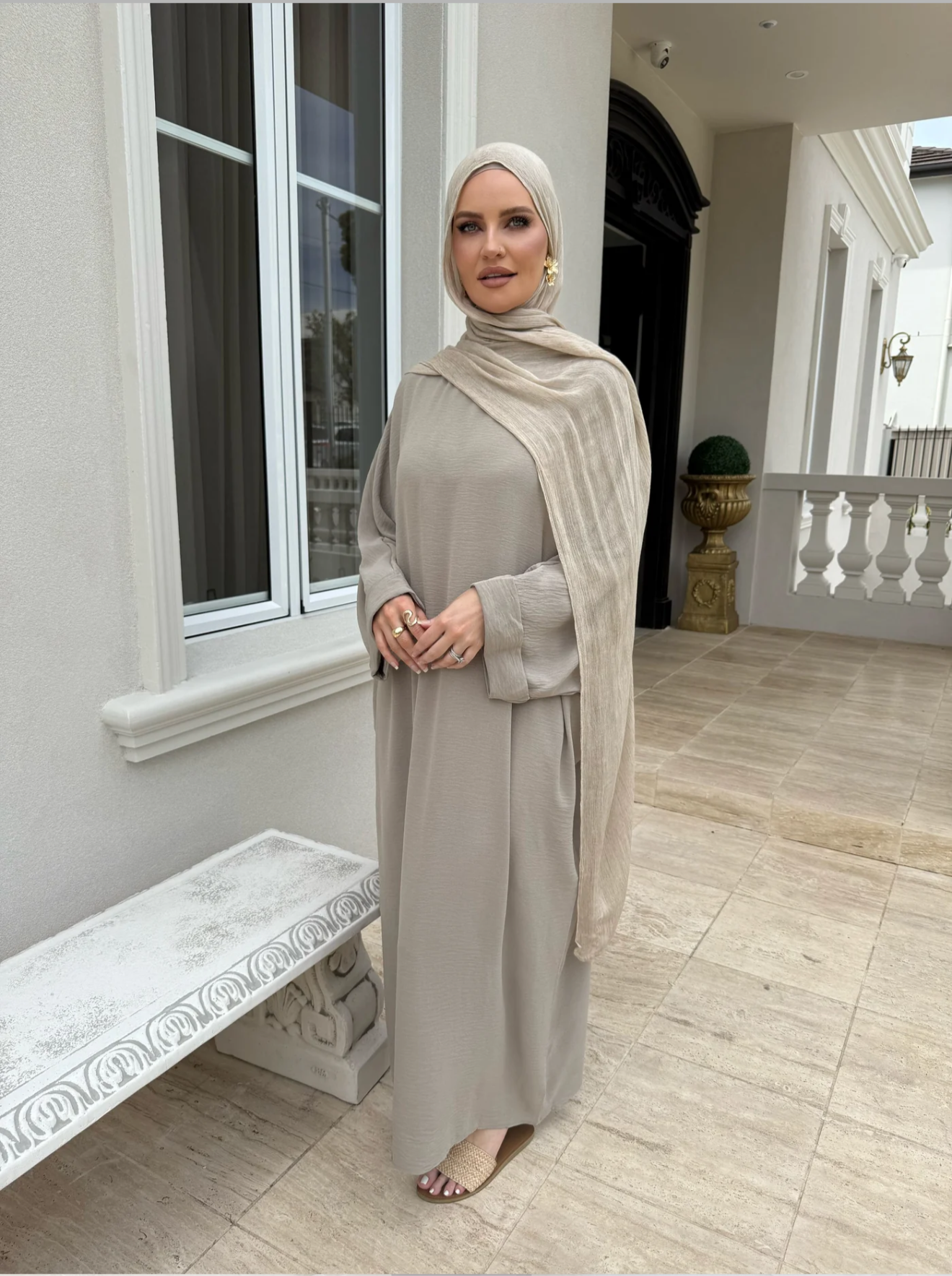 Abaya Stone