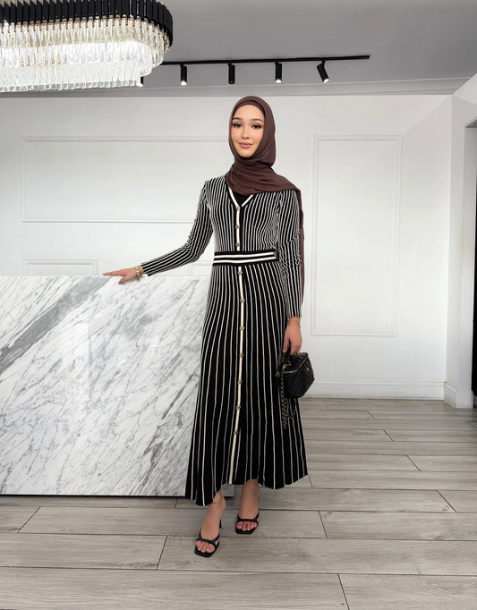 Alyssa Knit Pleated Dress Black